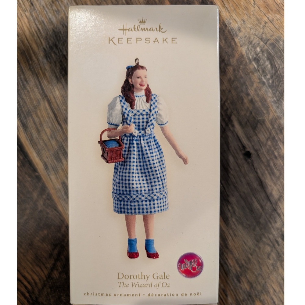 Hallmark Keepsake 2007 Dorothy Gale The Wizard of Oz Christmas Ornament